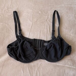 Skims Lightly Lined Underwire Bra
